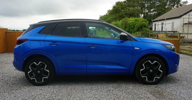 Vauxhall Grandland Turbo Ultimate Suv YM23FUY Blue #2