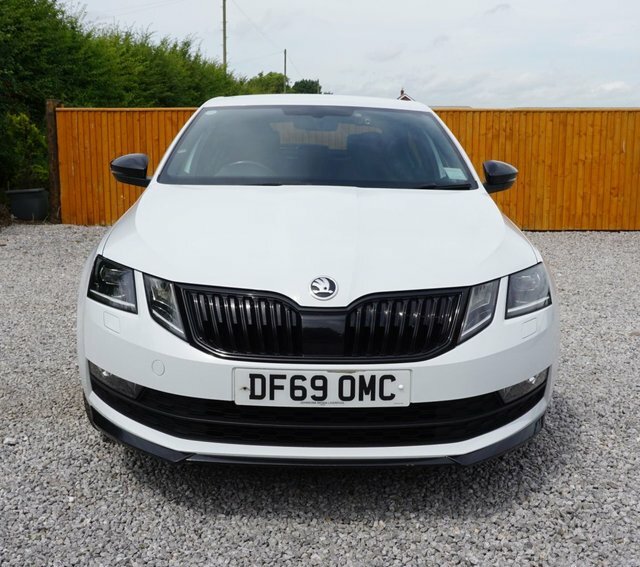 Skoda Octavia Tdi Scr Sportline Hatchback DF69OMC White #4