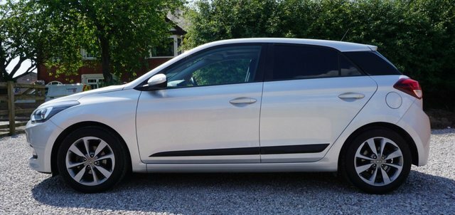 Hyundai I20 Premium Se Hatchback RF17UEJ Grey #4