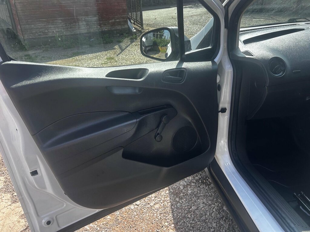 Ford Transit Courier Mpv Silver #29
