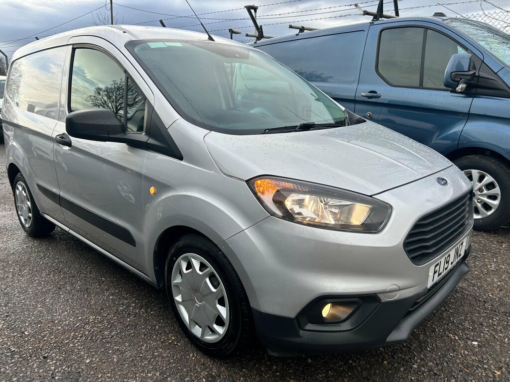 Ford Transit Courier 1.5 Tdci Trend L1 Euro 6 Silver