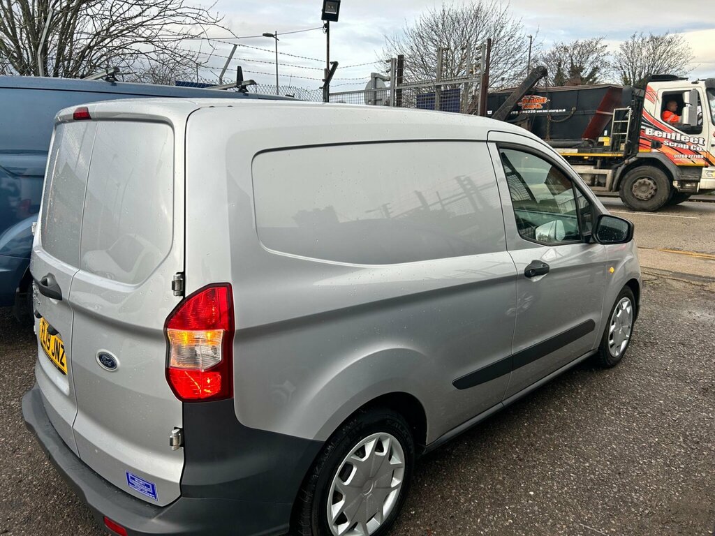 Ford Transit Courier 1.5 Tdci Trend L1 Euro 6 Silver #5