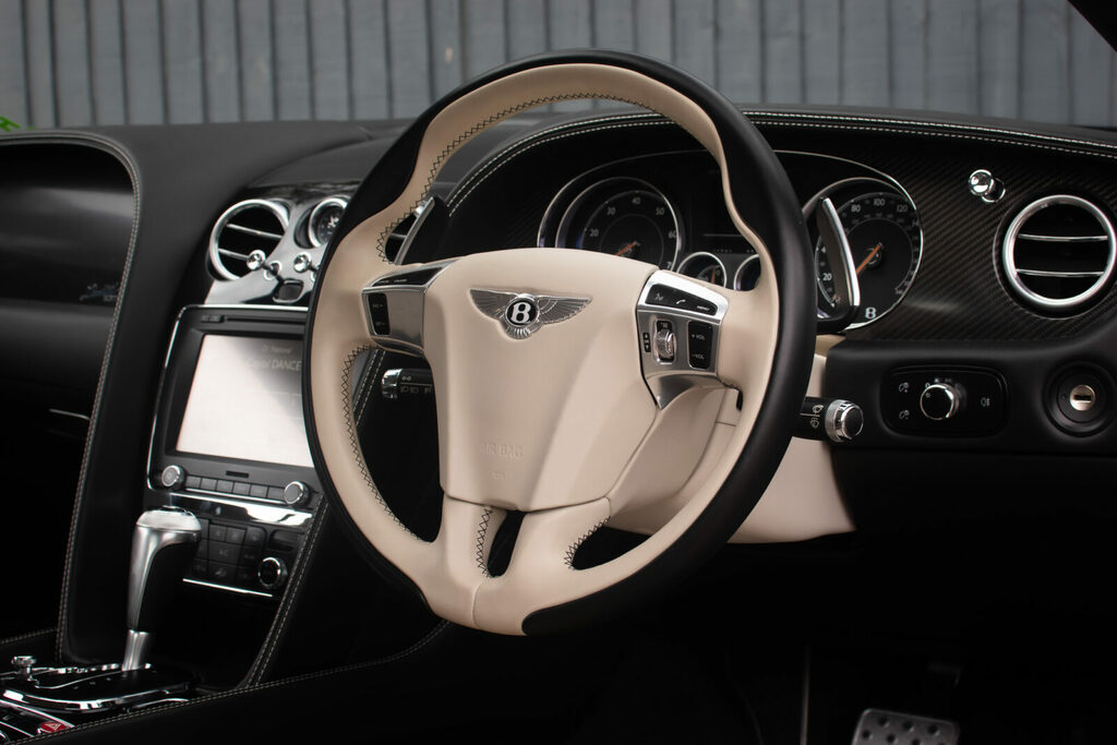 Bentley Continental Gt 4.0 V8 Gtc S  #6