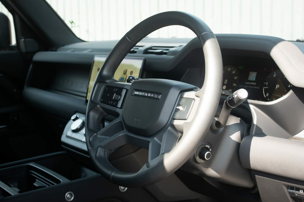 Land Rover Defender 110 3.0 D300 Mhev X-dynamic Hse Hard Top #3