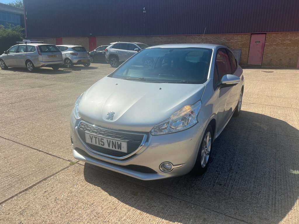 Peugeot 208 1.6 Thp Gti Prestige 208 Bhp Pan Roof White #7