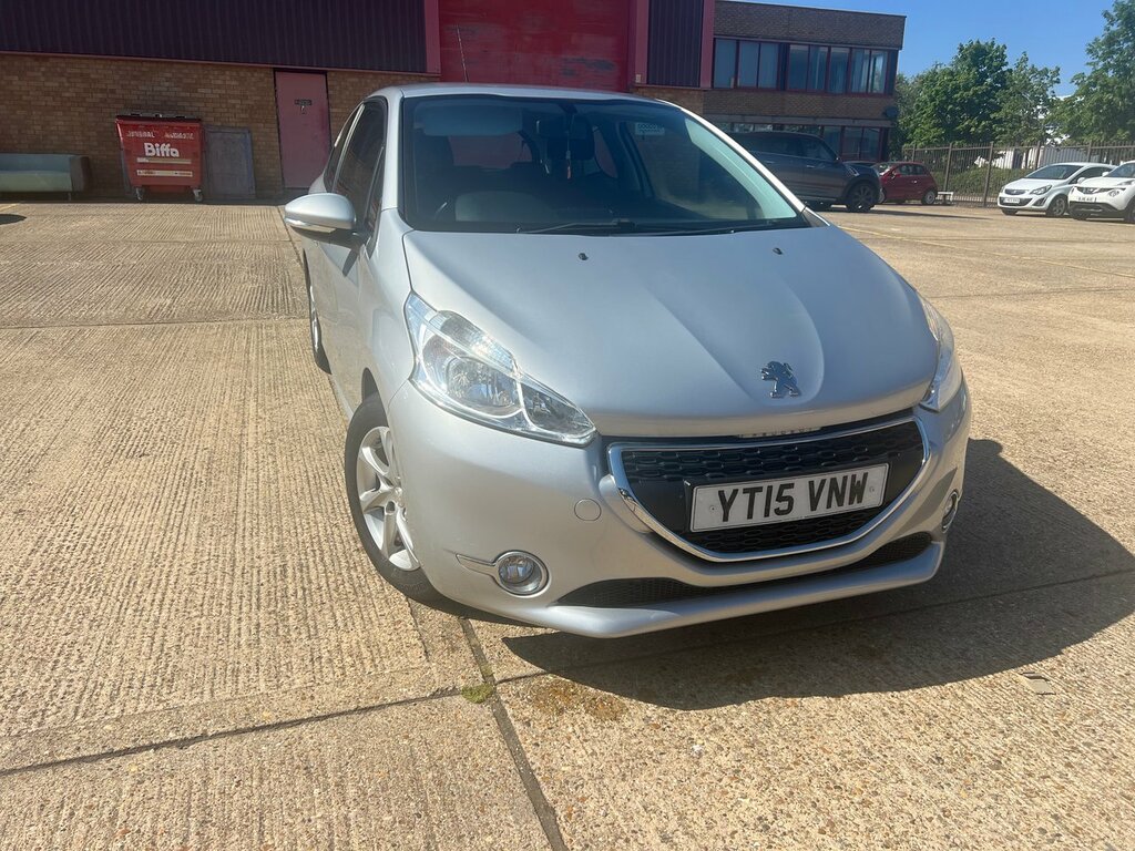 Peugeot 208 Home Car Detail