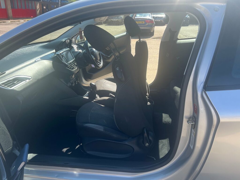 Peugeot 208 1.6 Thp Gti Prestige 208 Bhp Pan Roof White #27