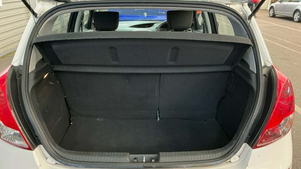 Hyundai I20 Active Red #7