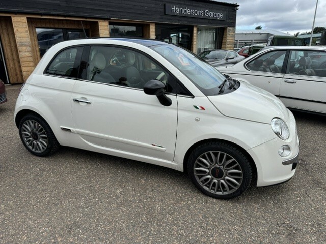 Fiat 500 Hatchback 1.2 500 1.2 Cult Pan Roof Alloys 2015 White