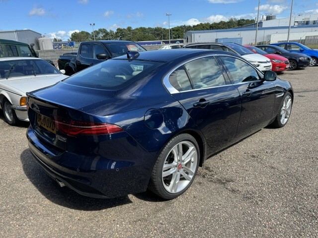 Jaguar XE Saloon 2.0 P250i Hse 2020 Blue #3