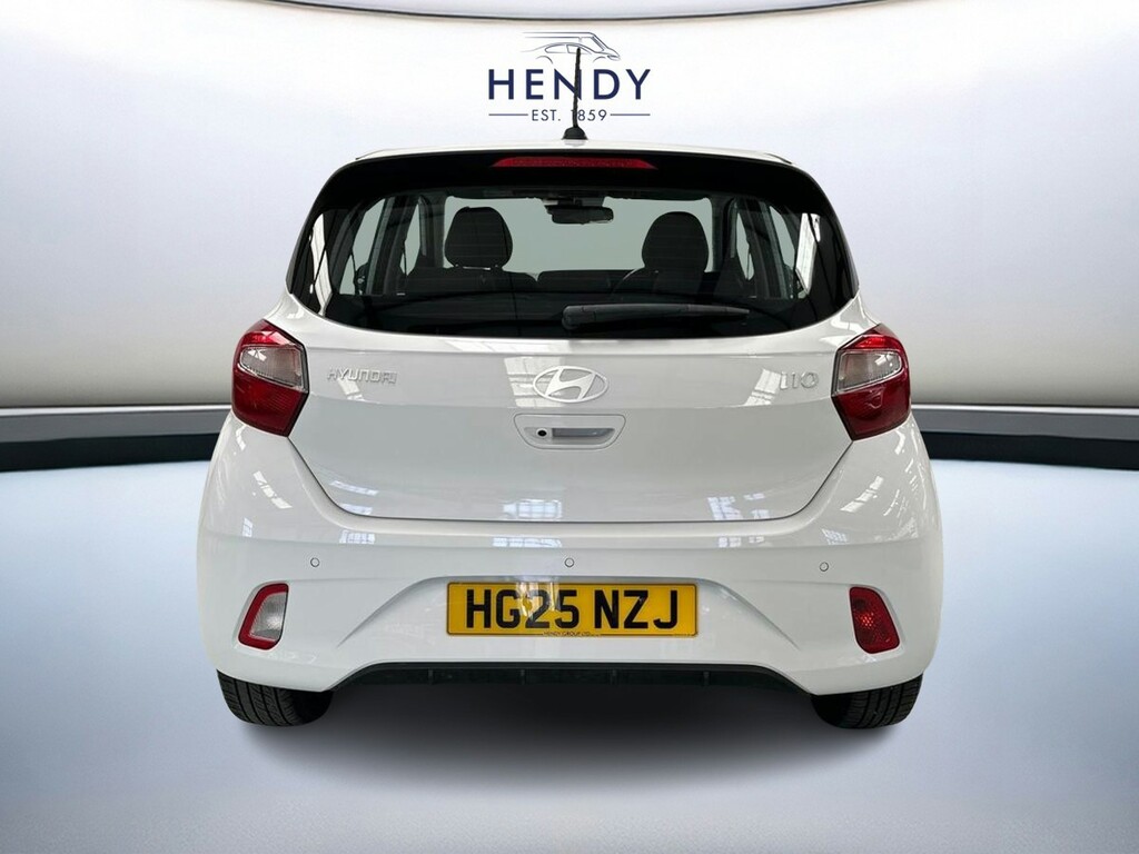 Hyundai I10 1.0 63 Advance Nav HG25NZJ White #5