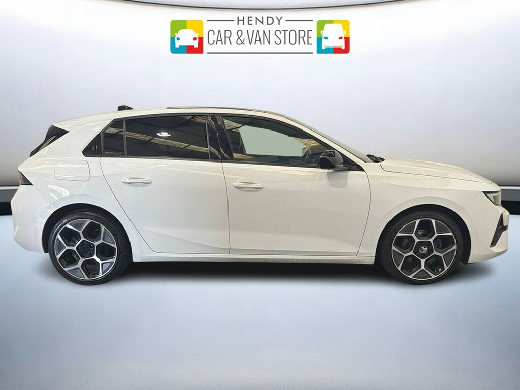 Vauxhall Astra 1.2 Turbo 130 Ultimate DG24RSX White #2