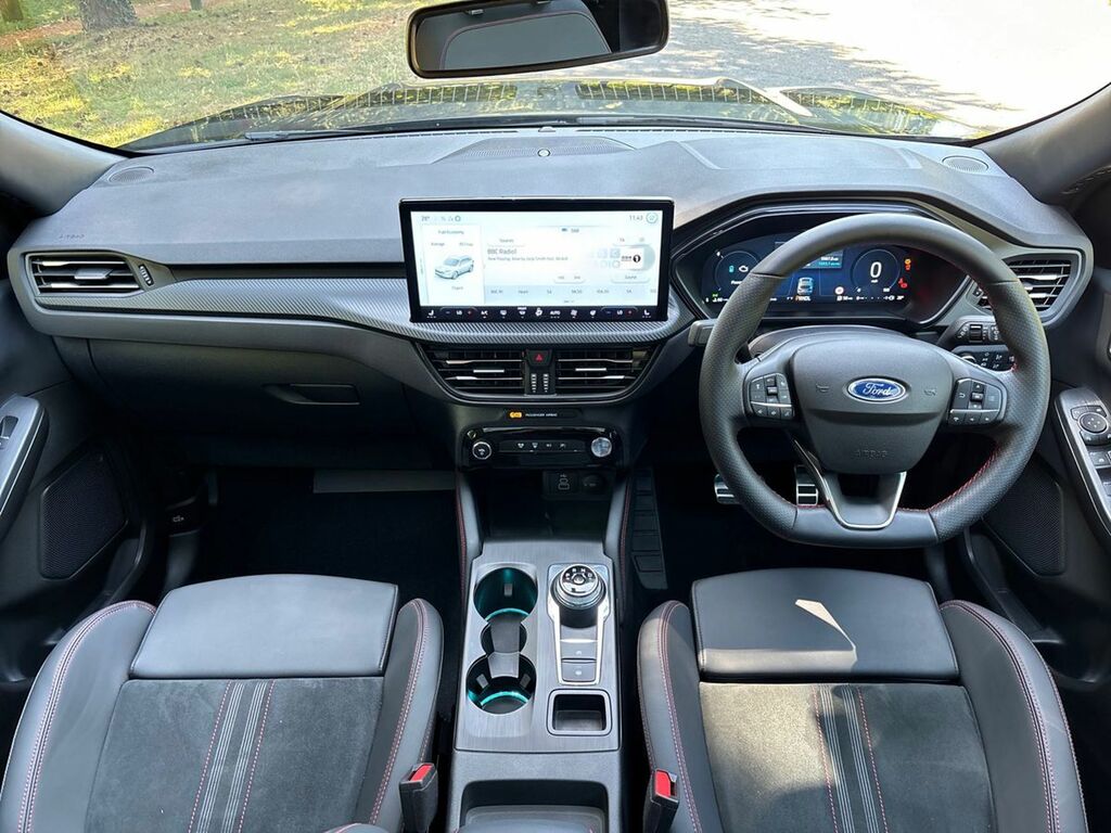 Ford Kuga 2.5 Fhev St-line X Cvt Black #3