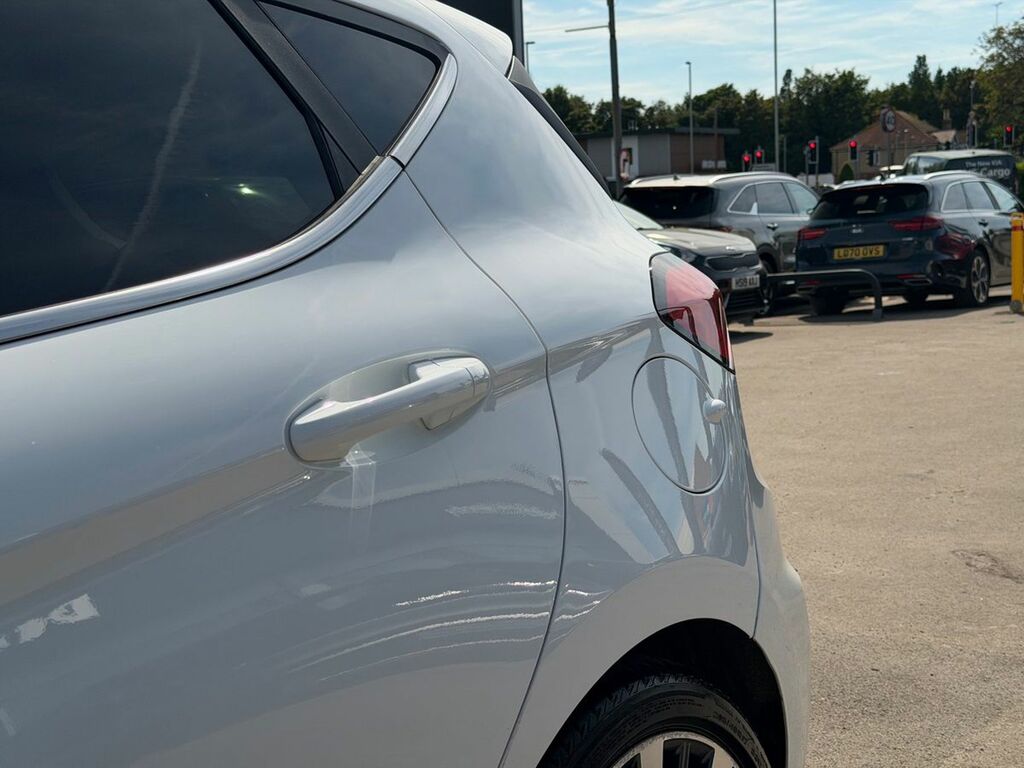 Ford Fiesta 1.0 Ecoboost Titanium X HK23VYW White #4