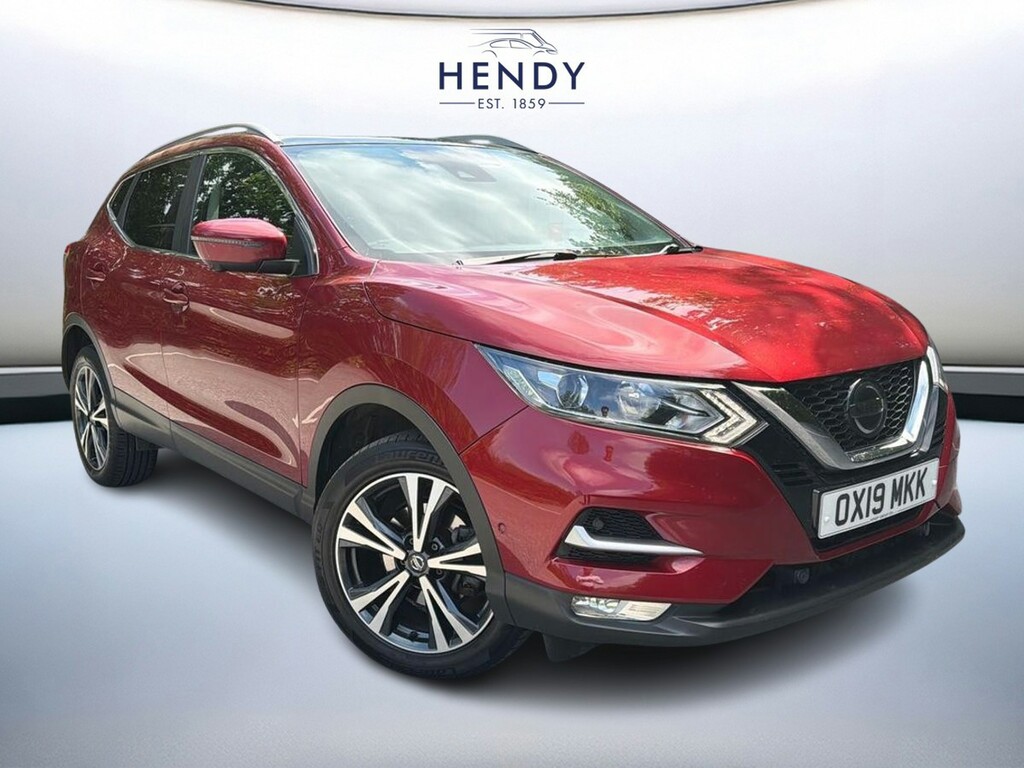 Nissan Qashqai 1.3 Dig-t N-connecta Red