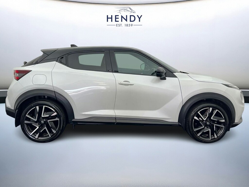 Nissan Juke 1.0 Dig-t Tekna HG24WJY White #2