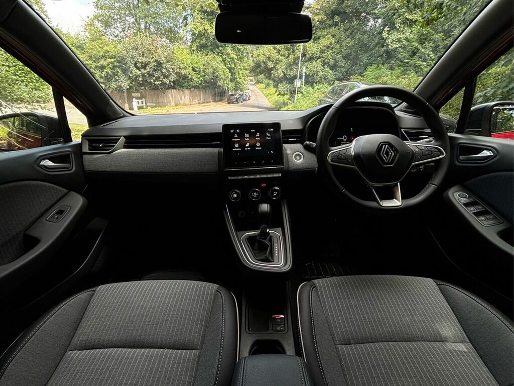 Renault Clio 1.6 E-tech Full Hybrid 145 Techno GL24HWT Red #3