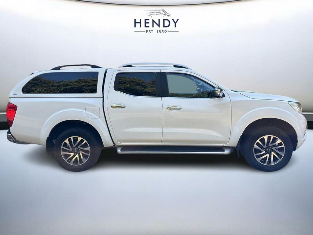 Nissan Navara Double Cab Pick Up Tekna 2.3Dci 190 White #2