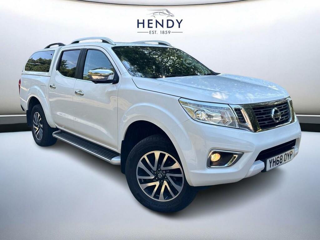 Nissan Navara Double Cab Pick Up Tekna 2.3Dci 190 White
