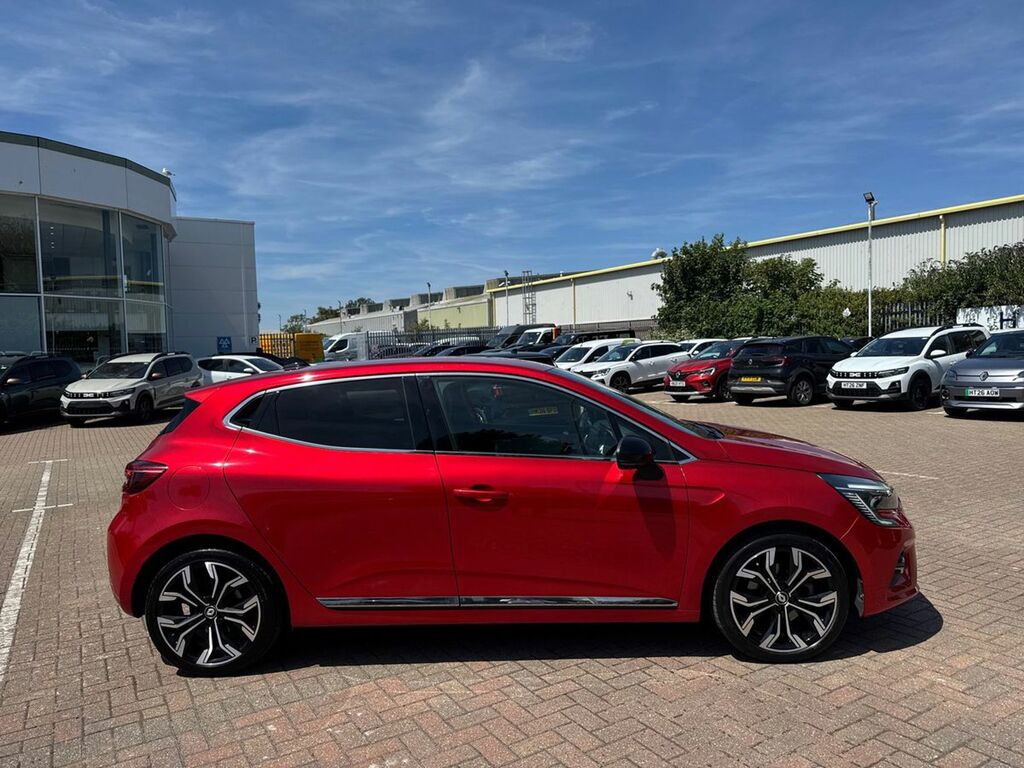 Renault Clio 1.6 E-tech Full Hybrid 145 Techno HW72MYR Red #4