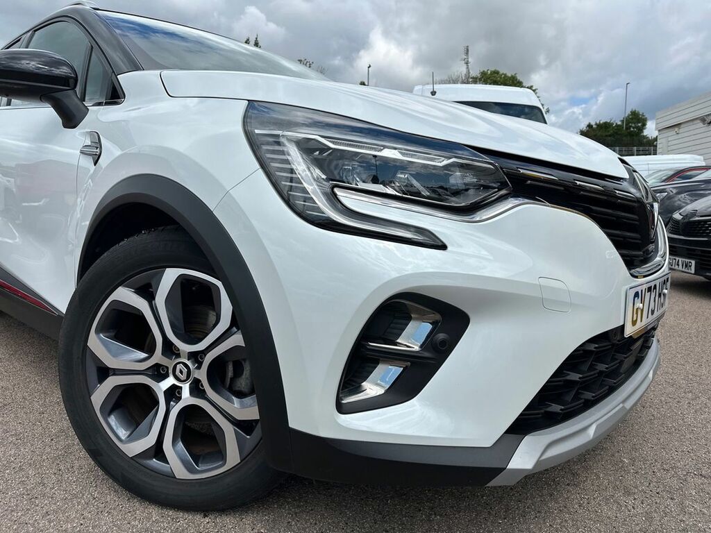 Renault Captur 1.6 E-tech Full Hybrid 145 Techno GV73HSF White #6