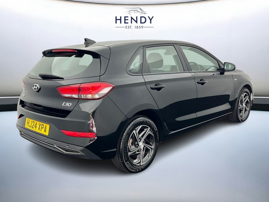 Hyundai I30 1.0T Gdi Se Connect Dct Black #3