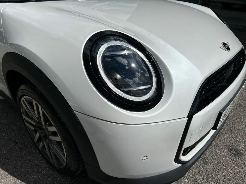 Mini Hatch Mini Cooper C HJ75JVX White #3