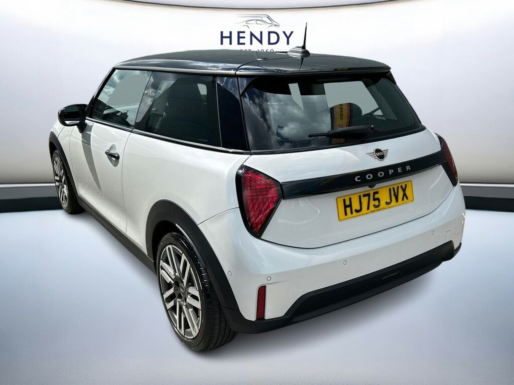 Mini Hatch Mini Cooper C HJ75JVX White #6