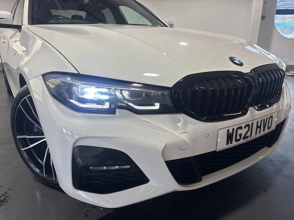 BMW 3 Series 320I M Sport Saloon WG21HVO White #3