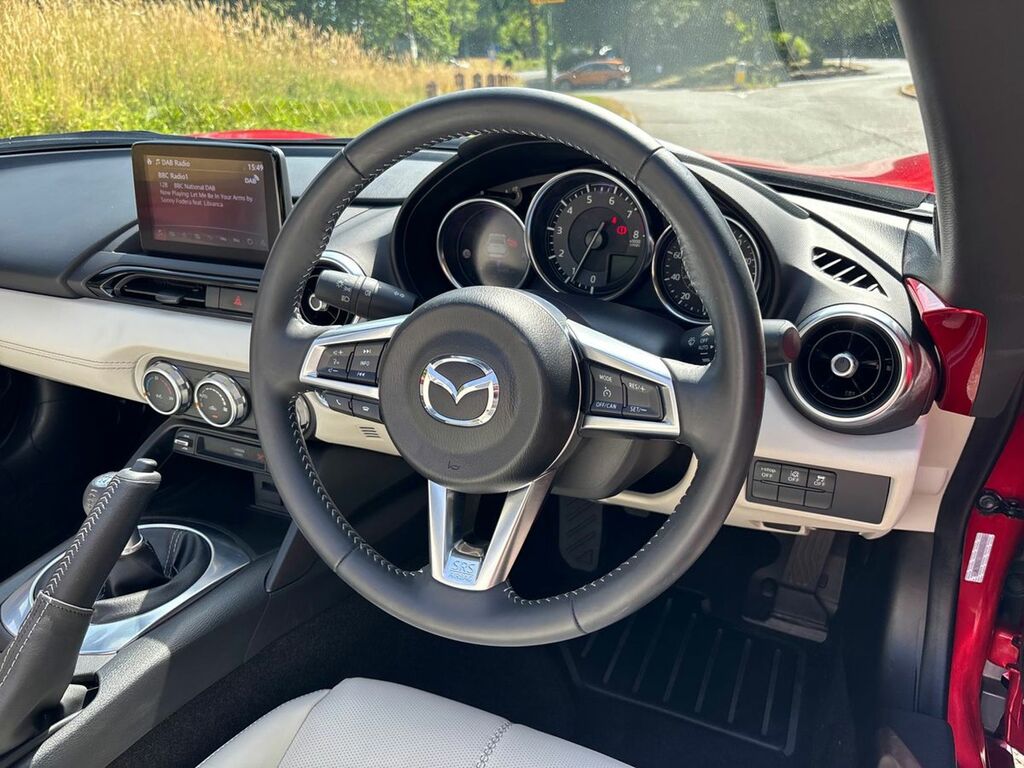 Mazda MX-5 RF Coupe #25