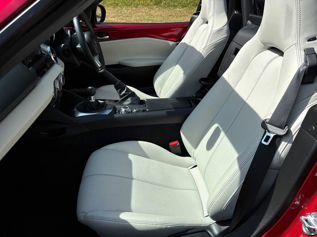 Mazda MX-5 RF Coupe #28