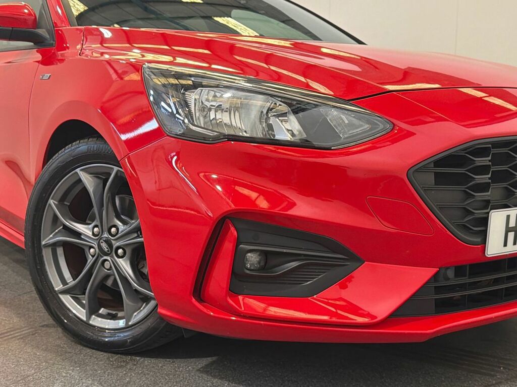 Ford Focus 1.0 Ecoboost 125 St-line HG19NUF Red #3