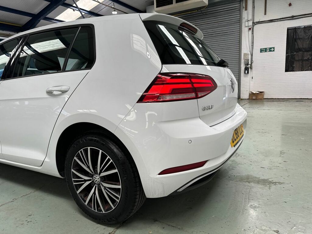 Volkswagen Golf 2.0 Tdi R-line Hatchback Dsg Euro 6 S Red #15