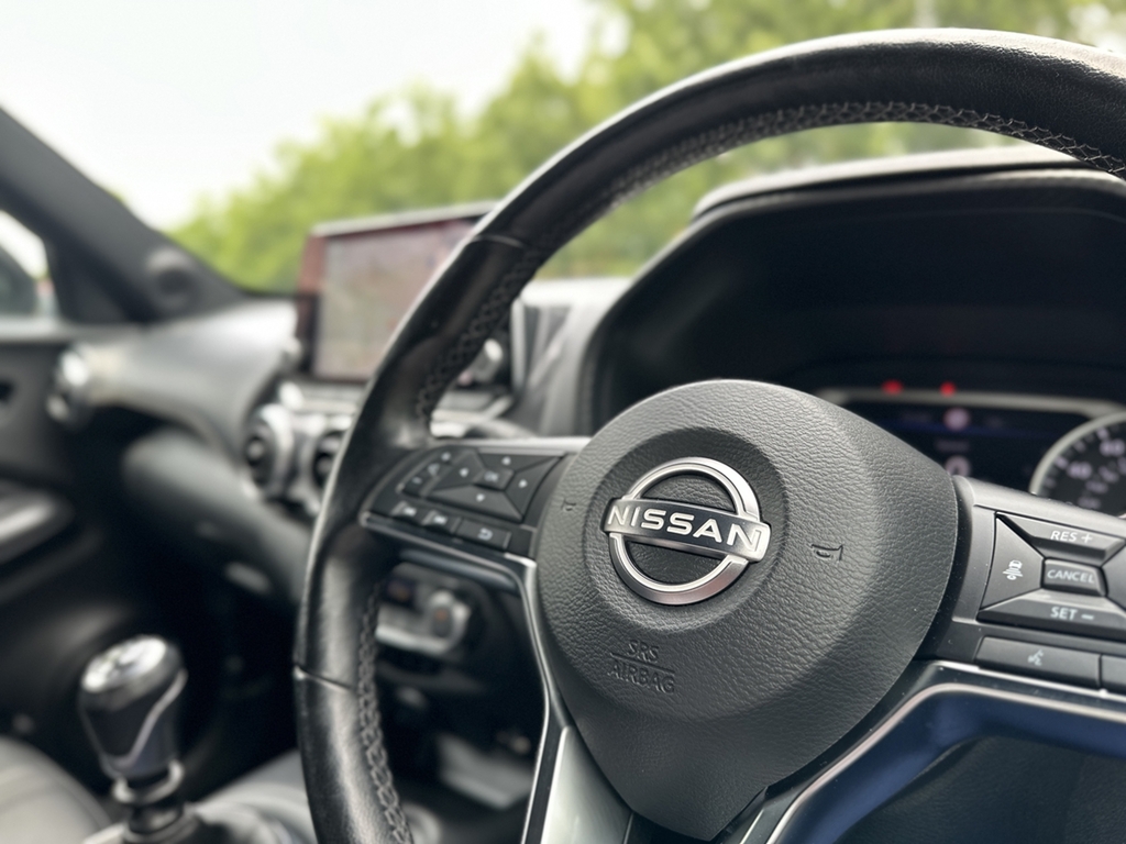 Nissan Juke 1.0 Dig-t N-sport Grey #52