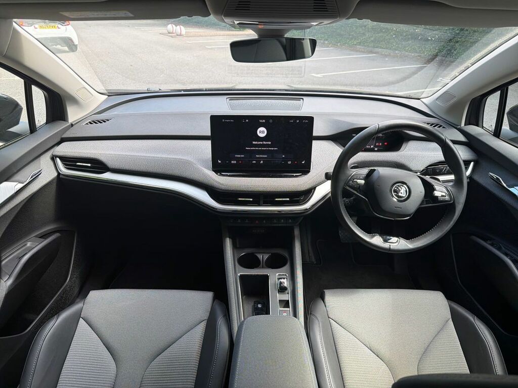 Skoda ENYAQ 132Kw 60 Loft Nav 62Kwh Black #3