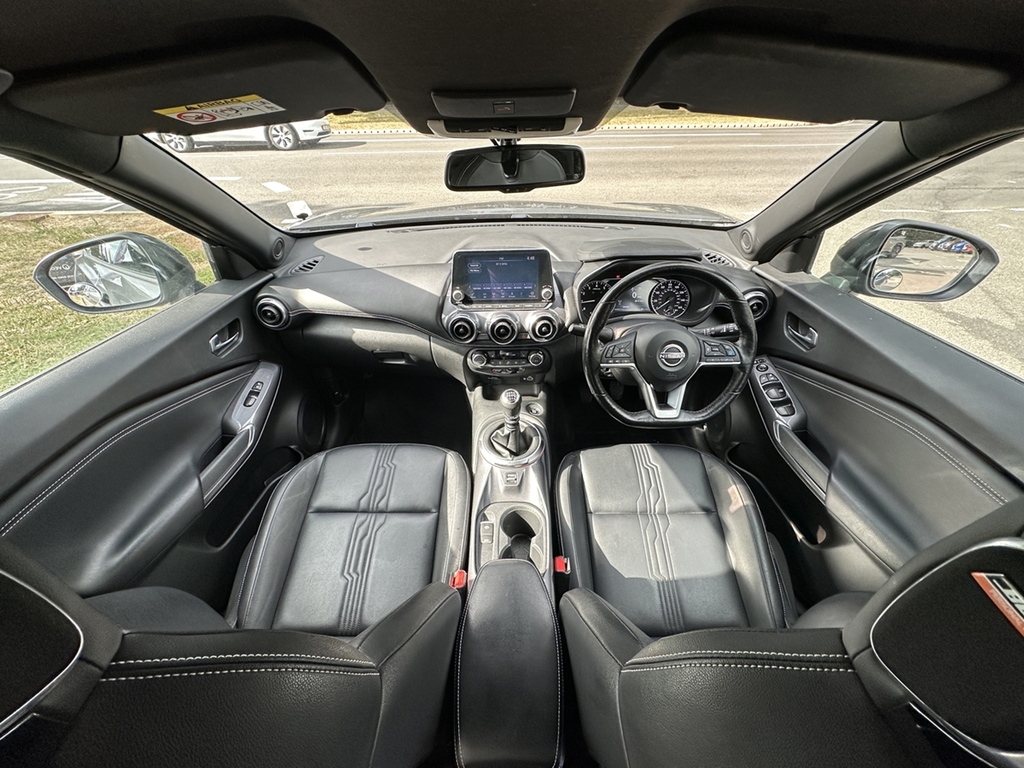 Nissan Juke 1.0 Dig-t 114 Tekna FN23NRF Grey #3