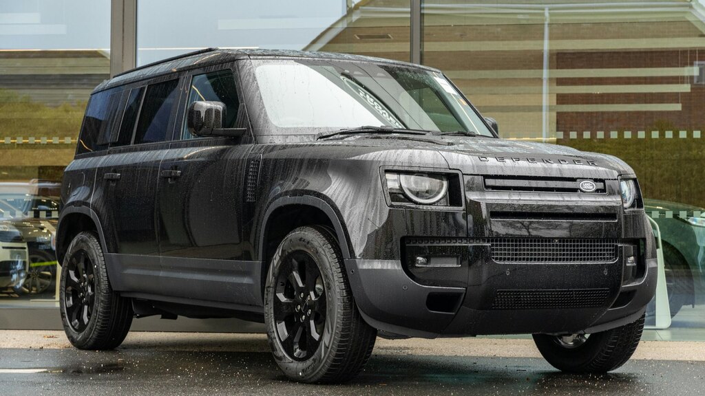 Land Rover Defender 110 3.0 D250 S 110 Black