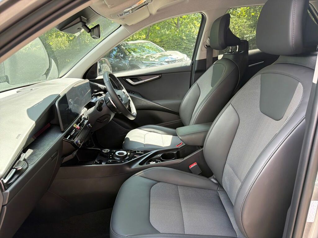 Kia Niro 1.6 Gdi 11.1Kwh 2 Suv Plug-in Hybrid Dc Grey #26