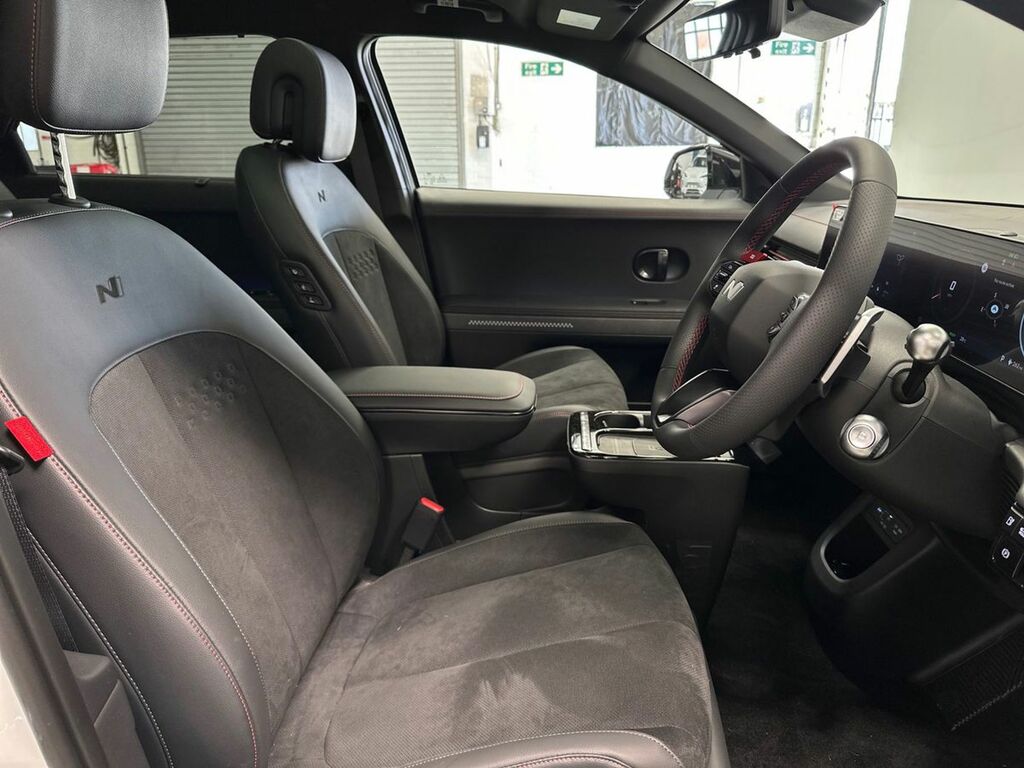 Hyundai Ioniq 5 84Kwh Ultimate Hatchback Awd 32 Grey #22