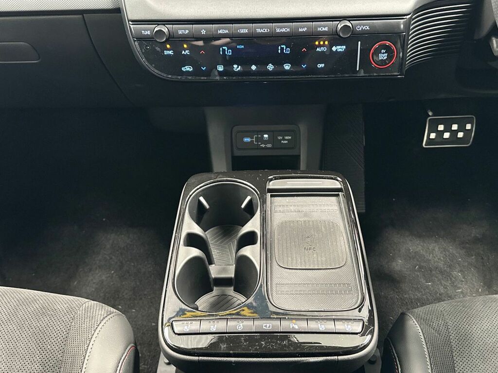 Hyundai Ioniq 5 84Kwh Ultimate Hatchback Awd 32 Grey #39
