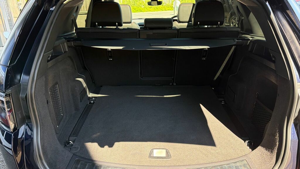 Land Rover Discovery Sport Discovery Sport D 4X2 Black #9