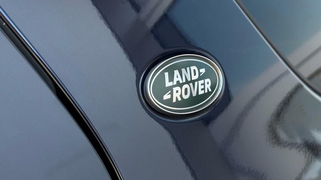 Land Rover Discovery Sport Discovery Sport D 4X2 Black #24