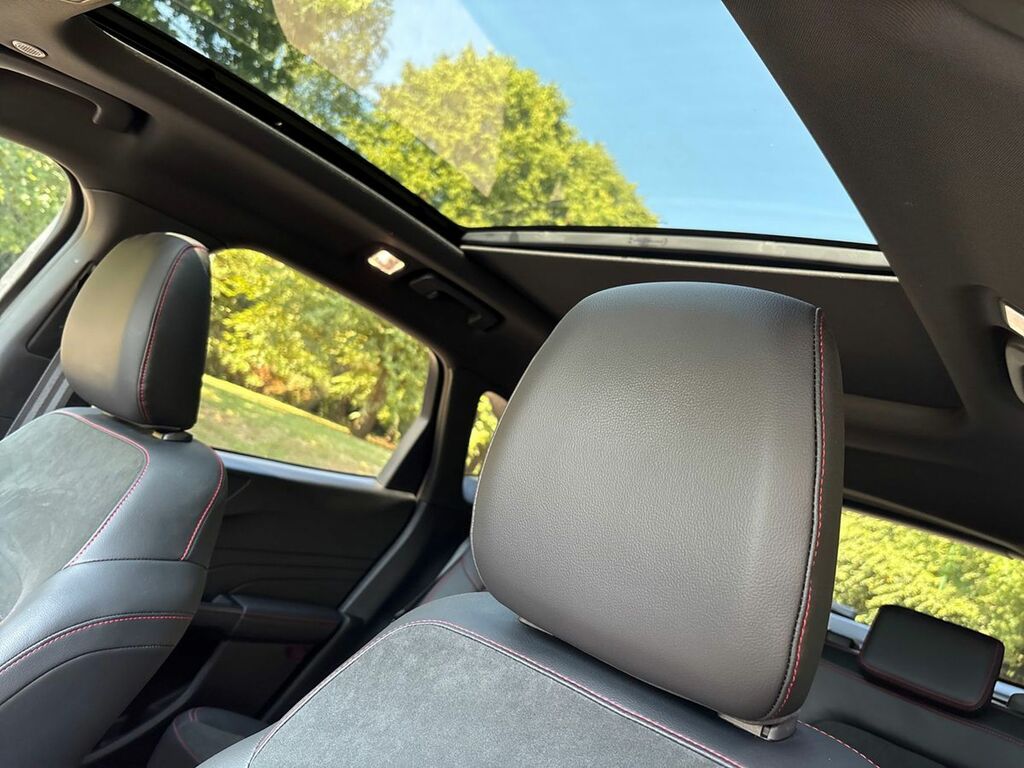 Ford Kuga 2.5 Fhev St-line X Edition Cvt GV23UGO Black #2