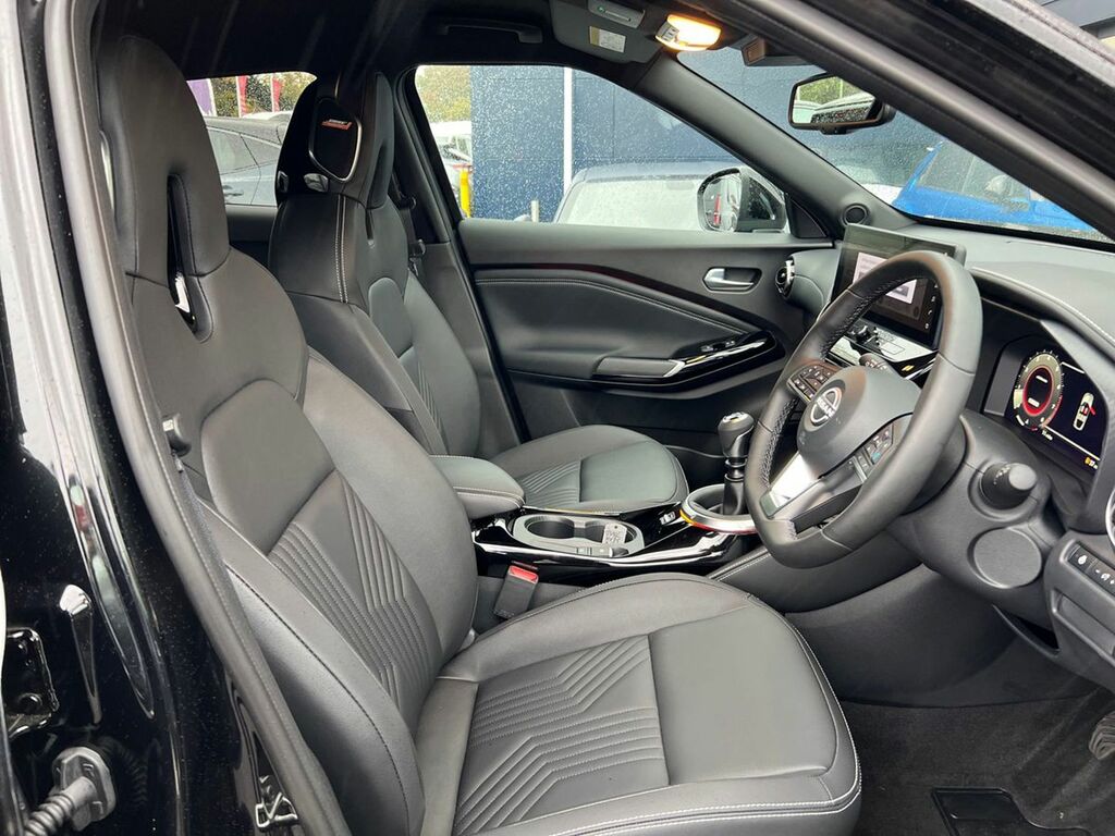Nissan Juke 1.6 Hybrid N-sport Black #13