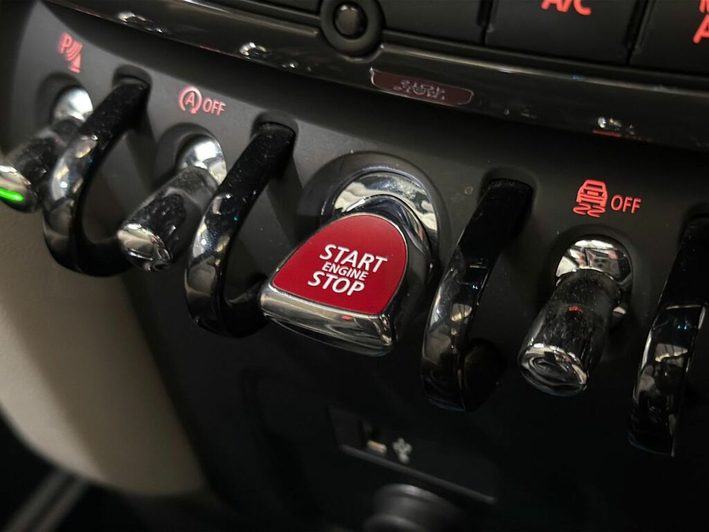 Mini Countryman 1.5 Cooper Exclusive Suv Steptronic Eur Black #46