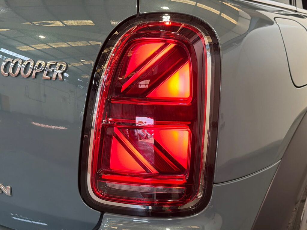Mini Countryman 1.5 Cooper Exclusive Suv Steptronic Eur Black #48