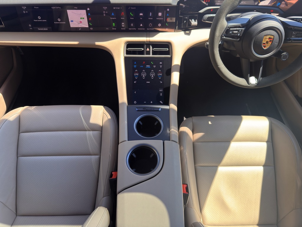 Porsche Taycan 560Kw Turbo S 93Kwh 5 Seat Grey #38