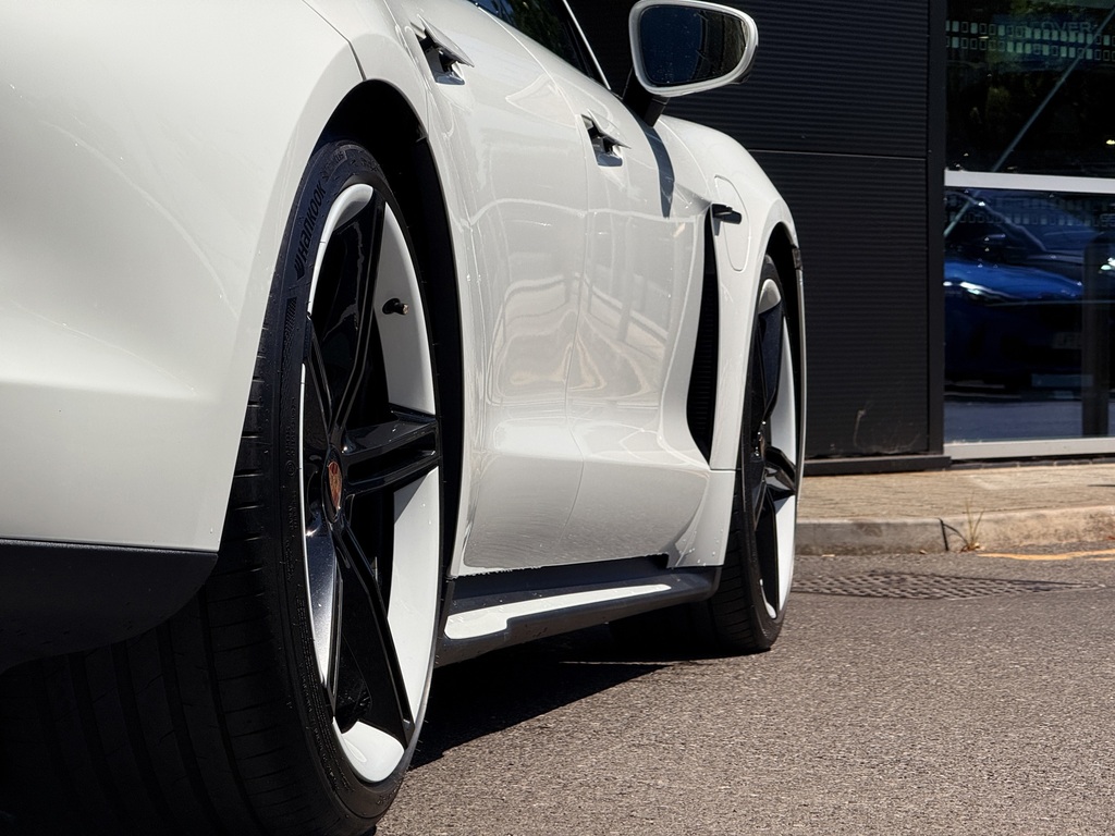 Porsche Taycan 560Kw Turbo S 93Kwh 5 Seat Grey #40