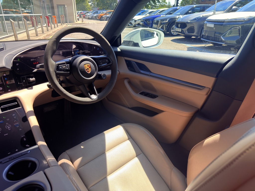 Porsche Taycan 560Kw Turbo S 93Kwh 5 Seat Grey #36