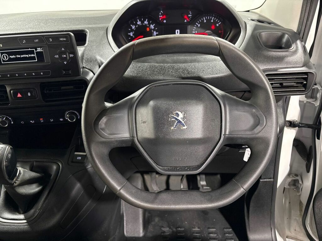 Peugeot Partner 1000 1.5 Bluehdi 100 Grip Van NU70XZX White #3